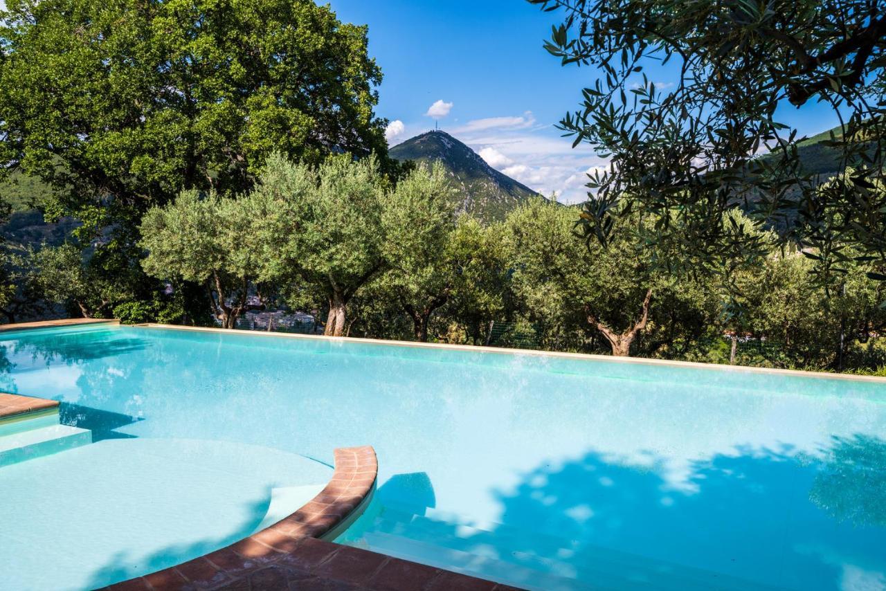 Agriturismo Le Vigne Foligno Exterior foto